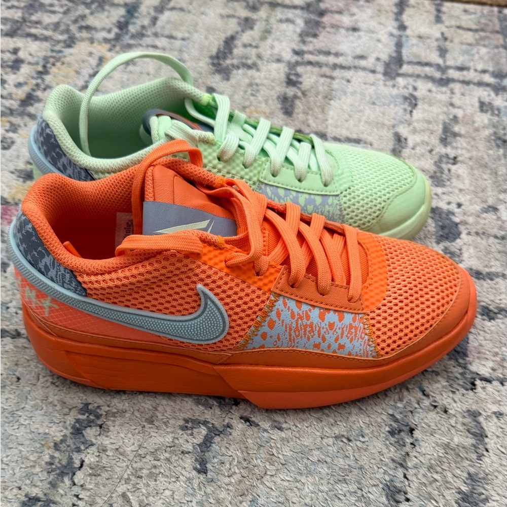 Nike Kids Orange and Mint Sneakers